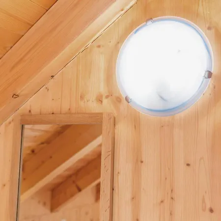 Modern Detached Wooden Chalet With Sauna Near The Kreischberg Ski Area Chalet *