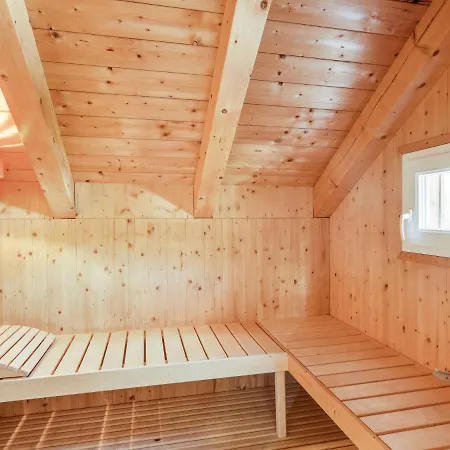 Modern Detached Wooden Chalet With Sauna Near The Kreischberg Ski Area