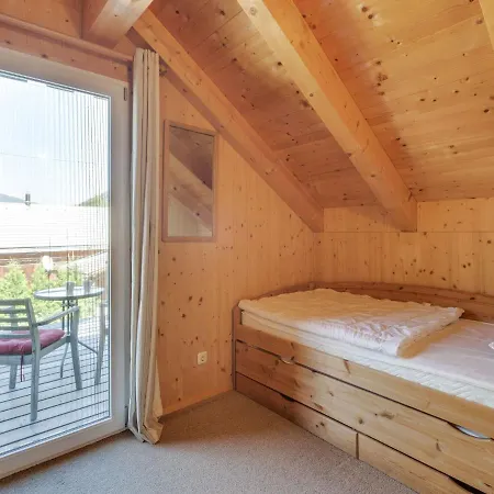 Modern Detached Wooden Chalet With Sauna Near The Kreischberg Ski Area