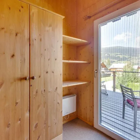 Modern Detached Wooden Chalet With Sauna Near The Kreischberg Ski Area *